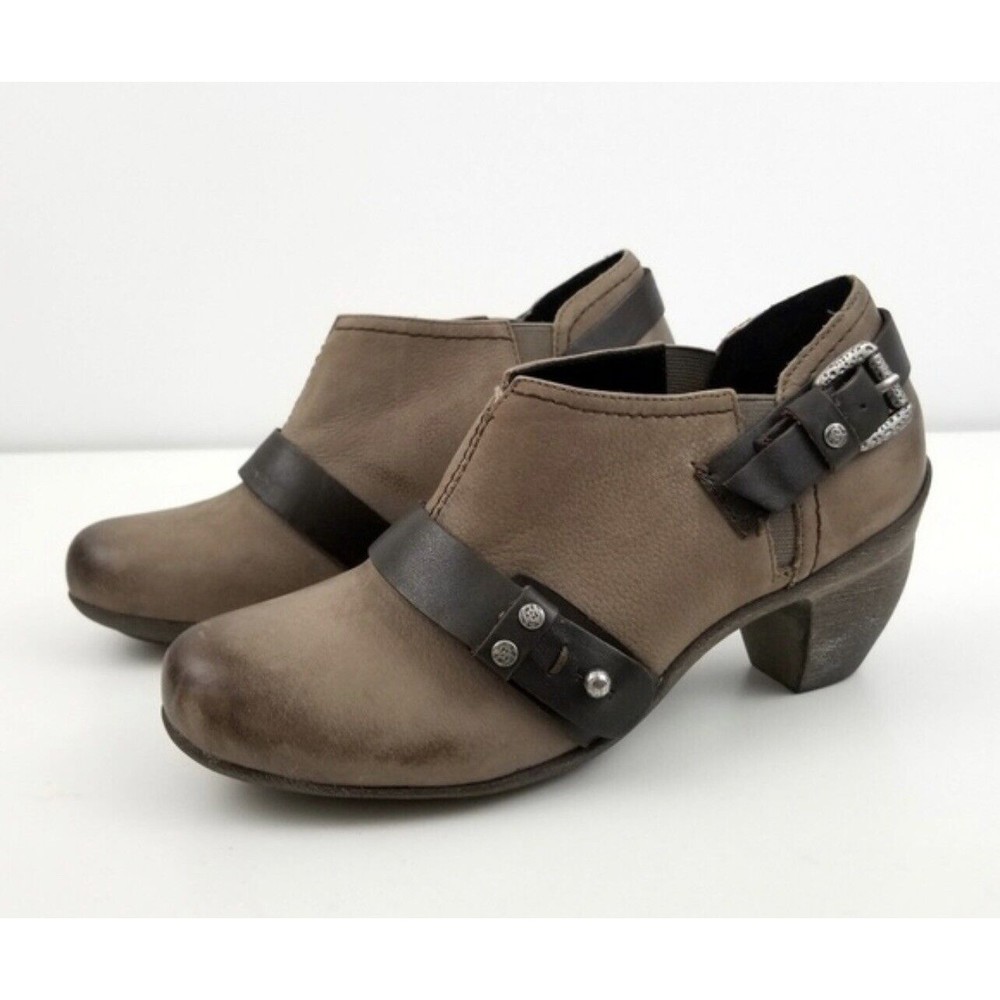 OTBT El Reno Brown Leather Slip On Short Bootie Distressed Heeled Shoes Sz 8 M